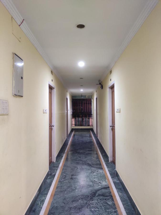 Phoenix Lodge Сіліґурі Екстер'єр фото
