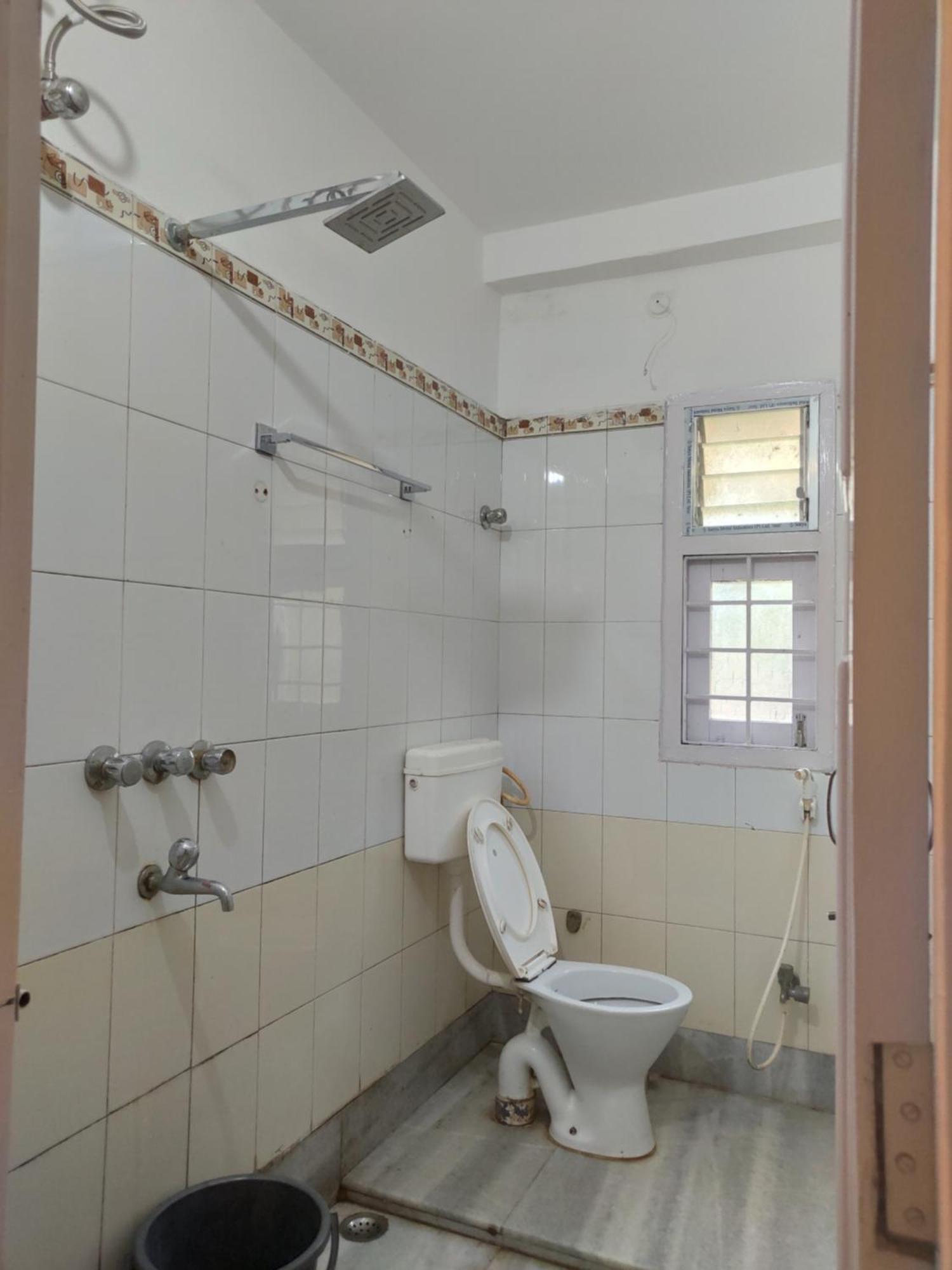Phoenix Lodge Сіліґурі Екстер'єр фото